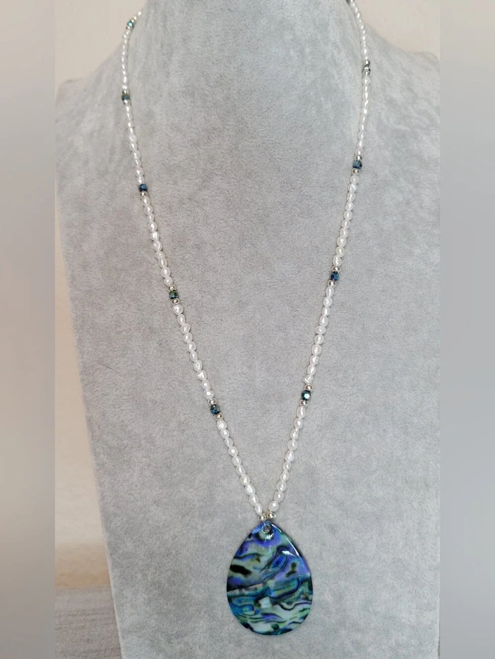 Stunning Artisan Abalone Shell Teardrop Pendant Freshwater Rice Pearl Necklace